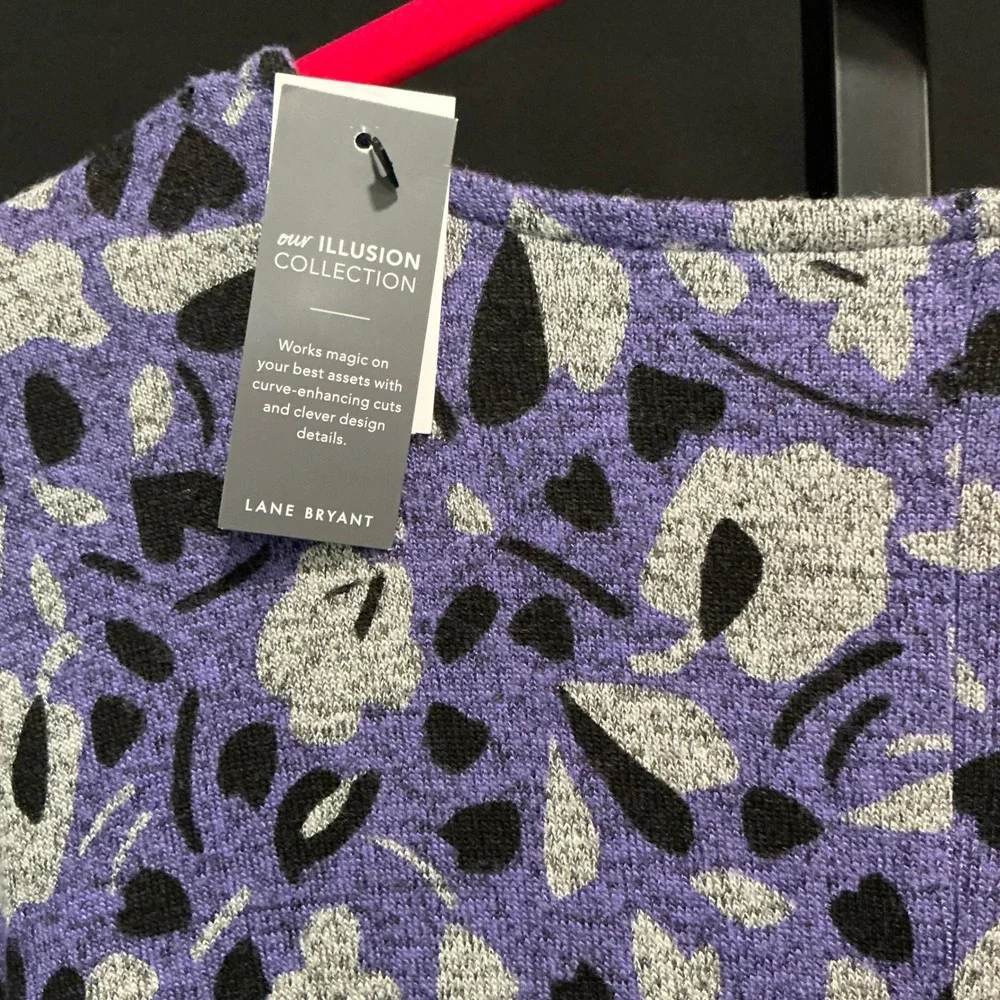 Lane Bryant Top Illusion Collection 22/24 Purple Abstract Twist Front V-Neck - Picture 7 of 9